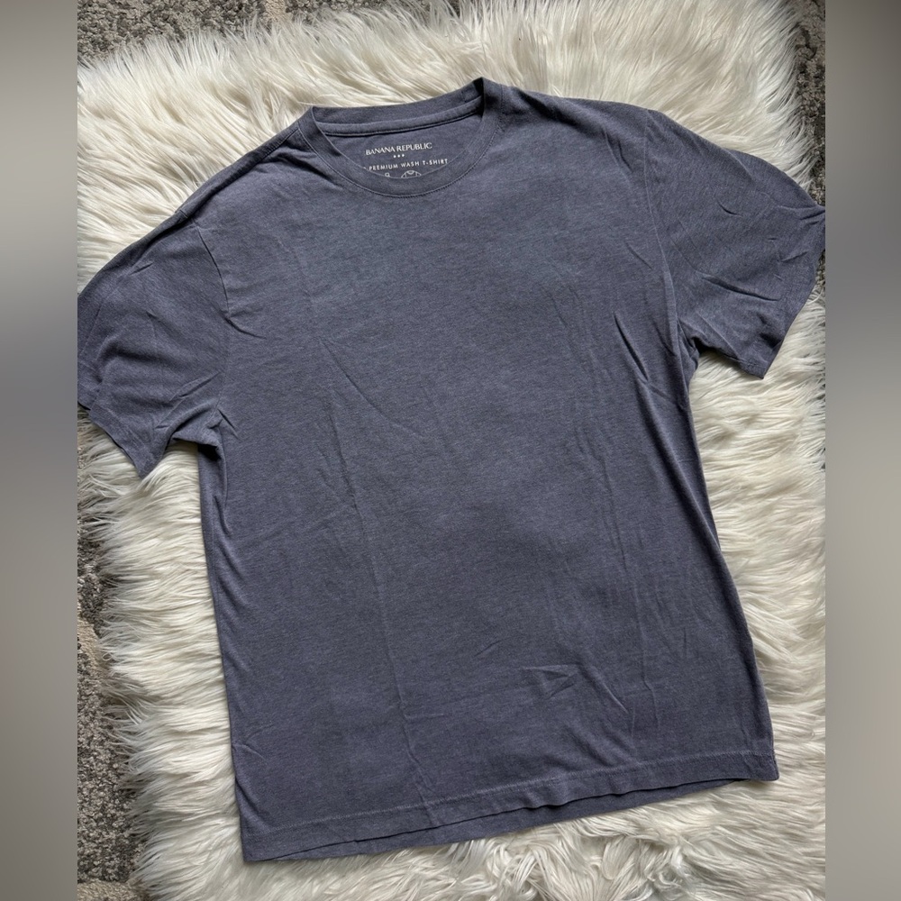 Banana Republic premium wash T-shirt